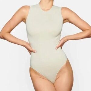 SKIMS Essential Crewneck Sleeveless Bodysuit